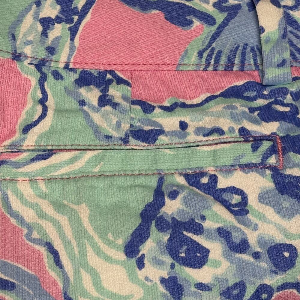 Lilly Pulitzer Women’s The Chipper Short Blue/Pink Tropical Bermuda Shorts Sz 12 - Picture 6 of 16